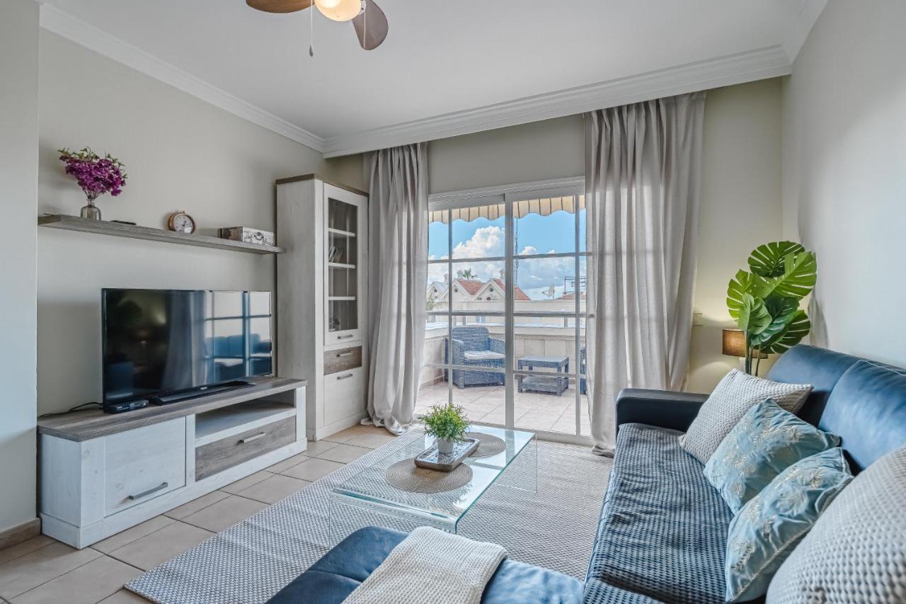 Yucca Park, Lovely, Quiet, 2 Bedroom, 70m2, Ocean Pool View! 1