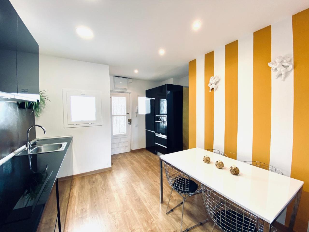 Diamond Rooftop & Private Terrace Sea Views 2