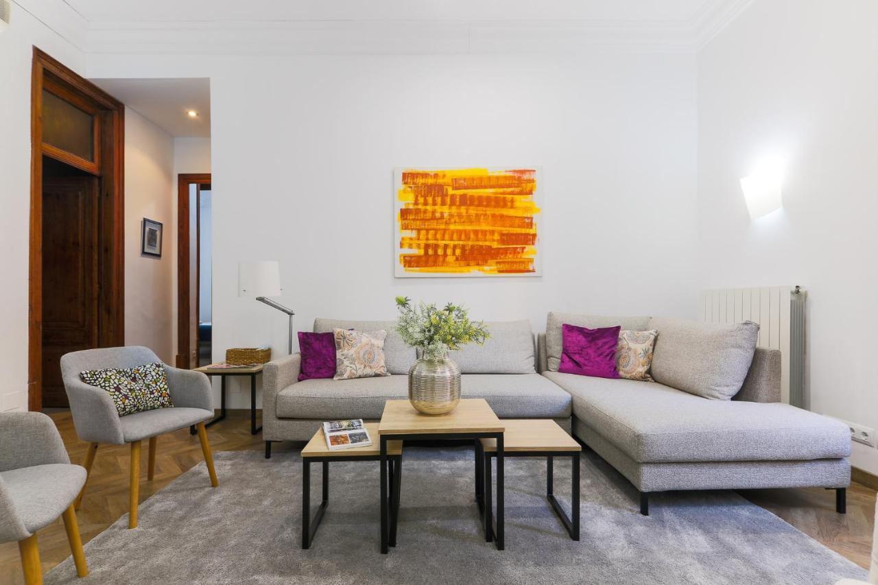 Great Spacious Apartment in the Gothic Quarter 2