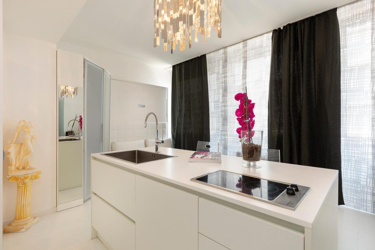 The Boutique Houses Milan - Galleria - with Private Parking 2