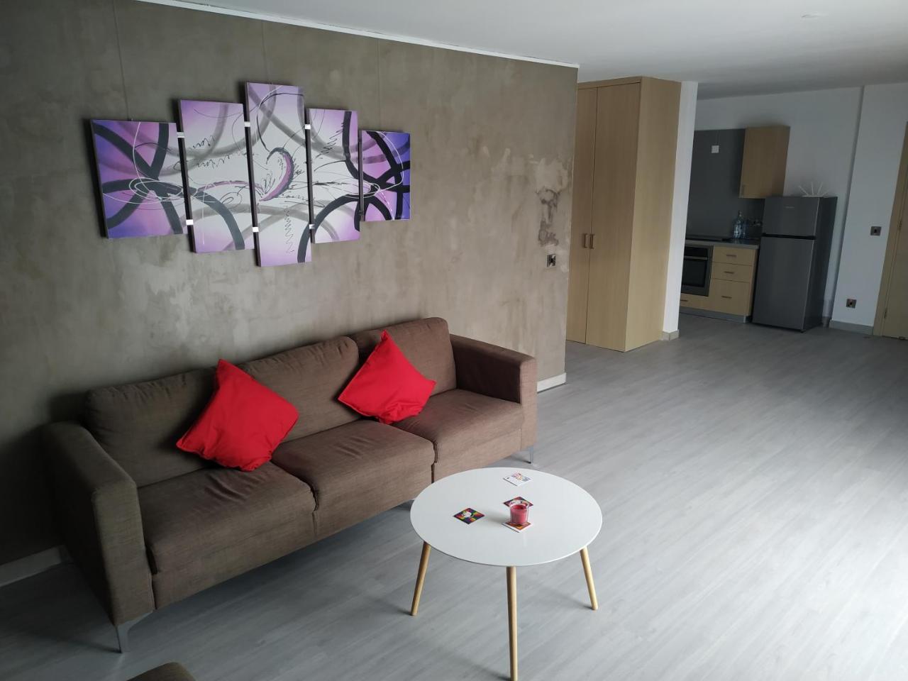 Modern Suite, Xl Balcony, Parking 1