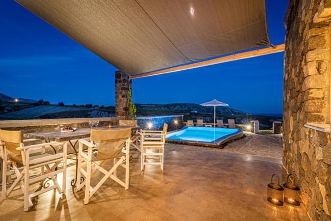 Klimata House - Private Jacuzzi Pool & Bbq Villa 1