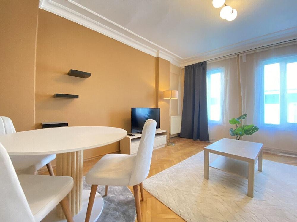Central Flat 500 M To Yildiz Park in Besiktas 2