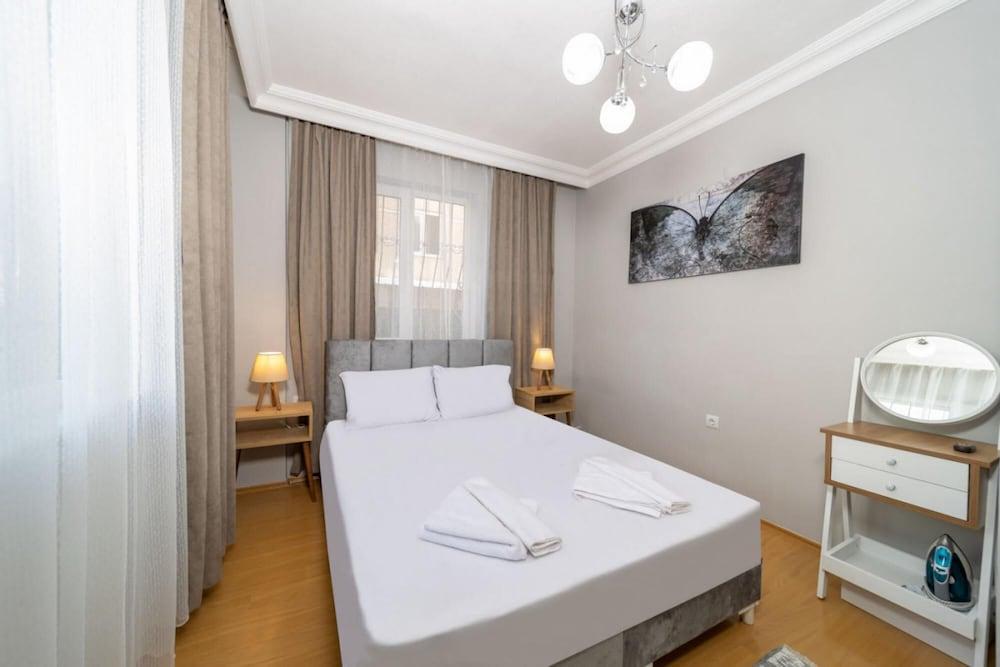 Cozy Flat Near Shopping Malls in Kepez Antalya 1