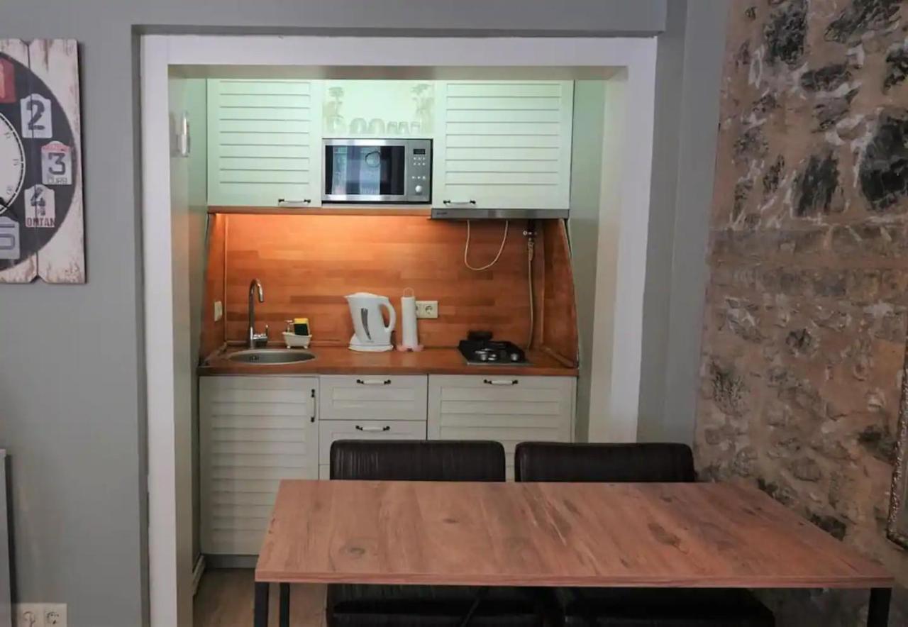 Authentic Flat in the Heart of Taksim (Adults Only) 1