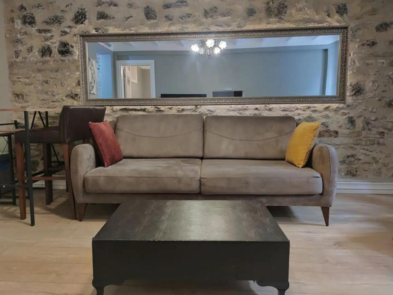 Authentic Flat in the Heart of Taksim (Adults Only) 2