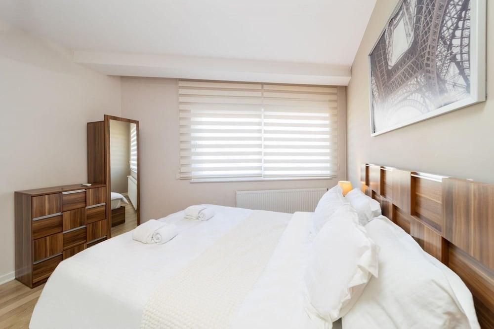 Convenient Flat with Balcony in Konyaalti 2