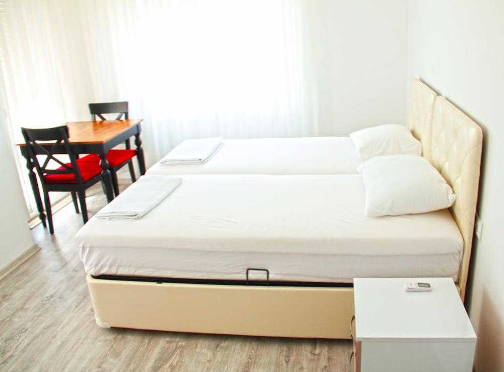 Antalya Suits - Antalya 1