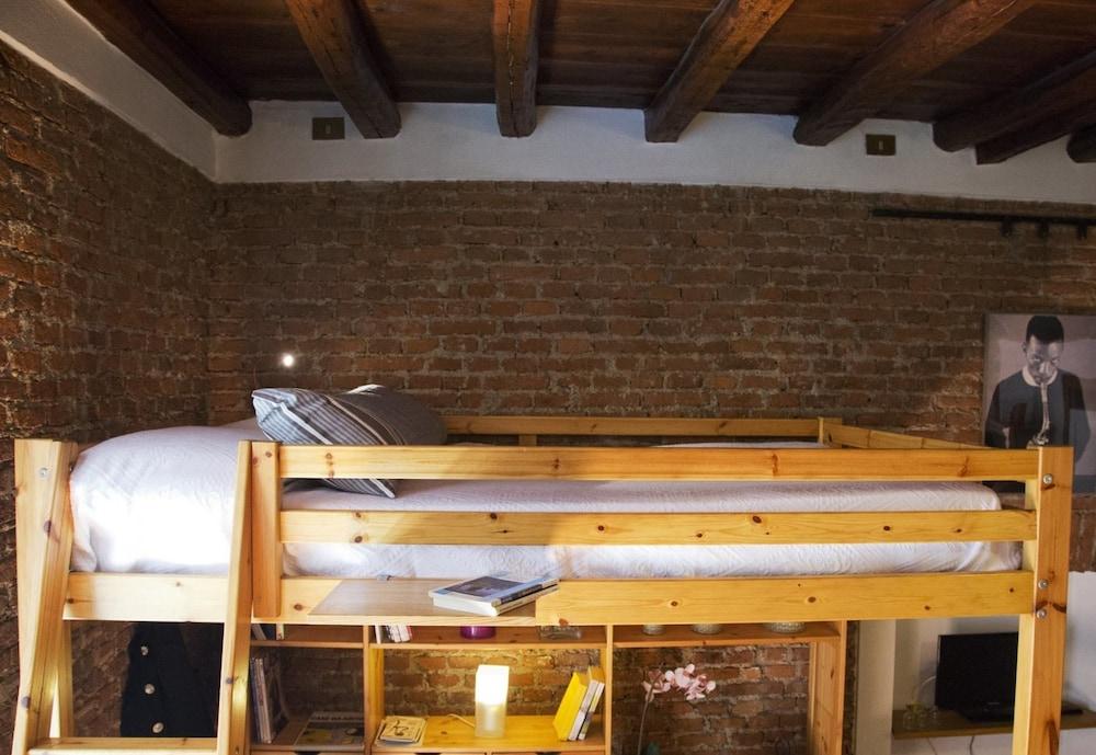 Joivy Bohemien District 1