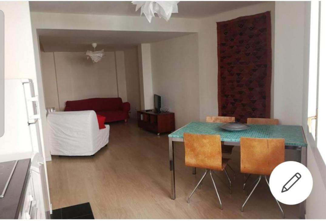 Very Cosy Apt 7 Min From Camp Nou 1
