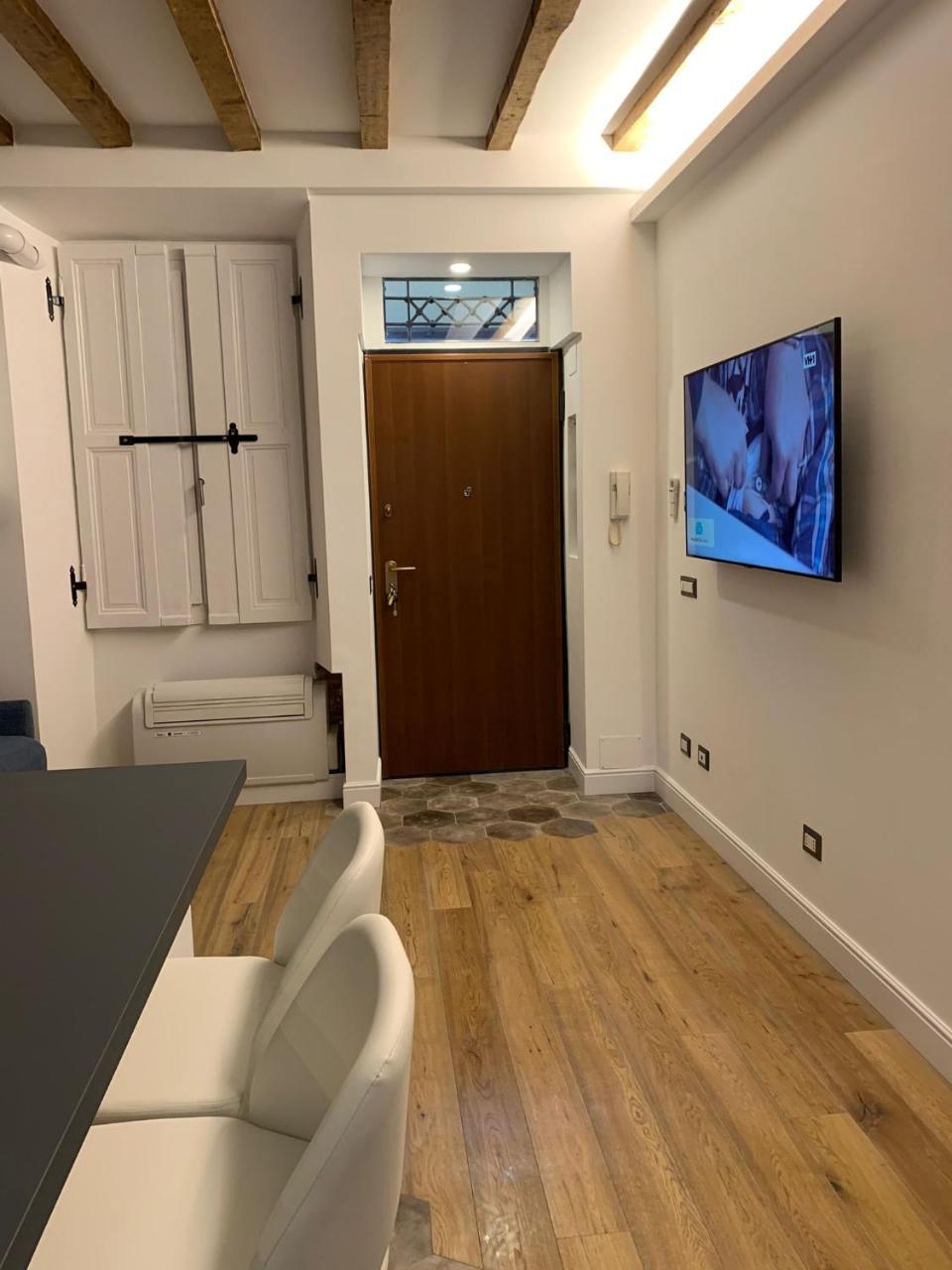 Unique Suite in Milan Center