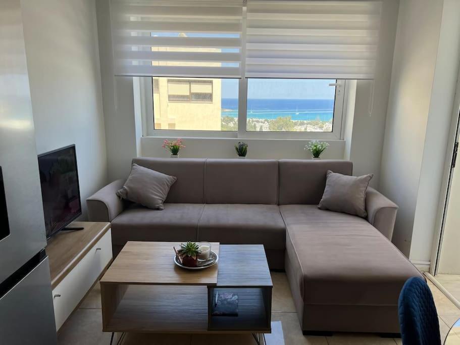 Karakonero View Apartment