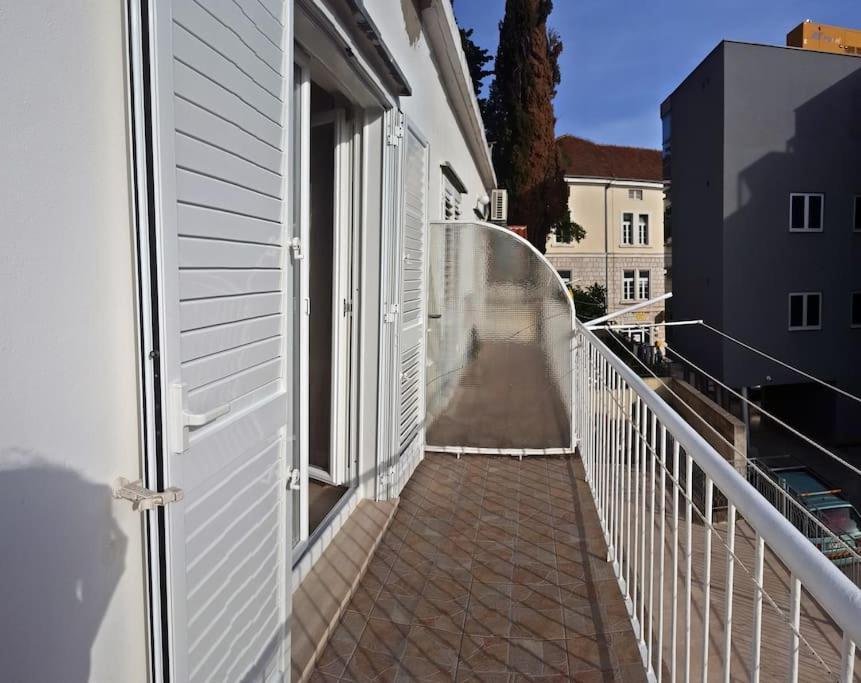 Cozy Apartment Skalini 2