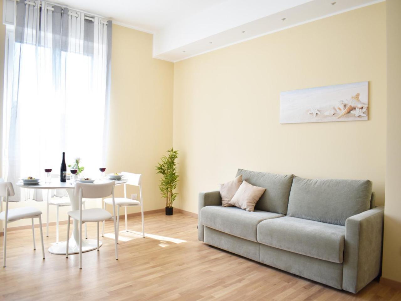 The Best Rent - Bright One-Bedroom Apartment in Corso Vittorio Emanuele II