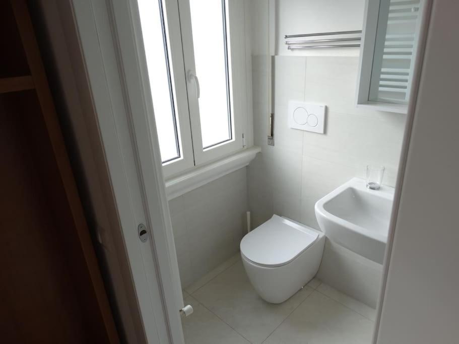 Appartamento Centrale, Luminoso E Comodo. 2