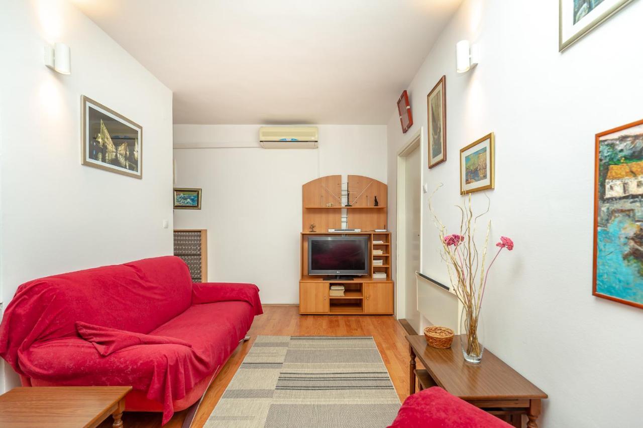 Apartment Relax – 1.4km From the Old Town 1