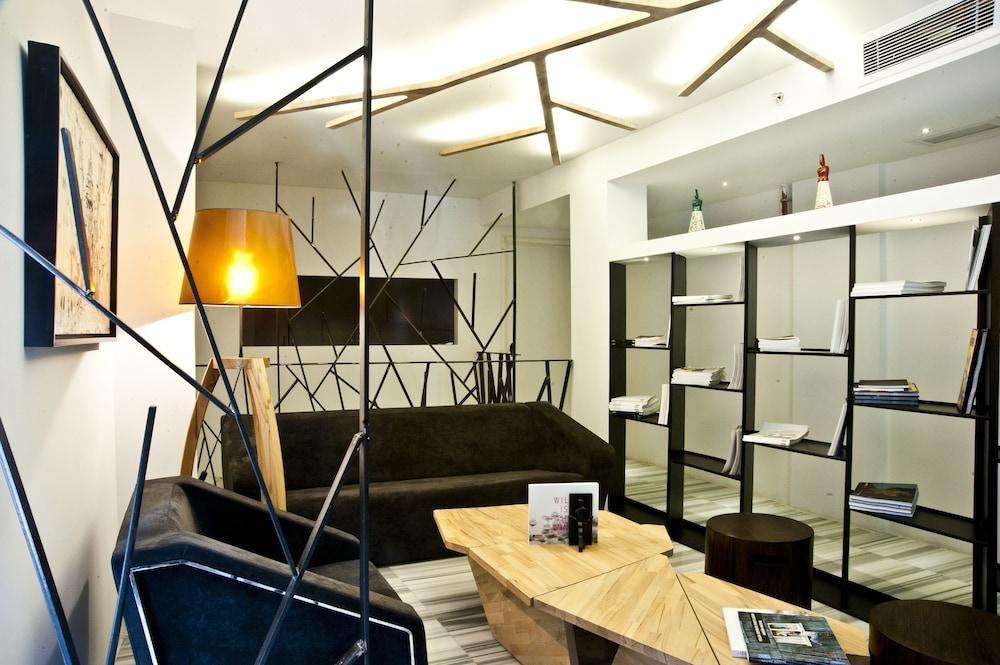 Khai Hotel Karakoy (Adults only) 2