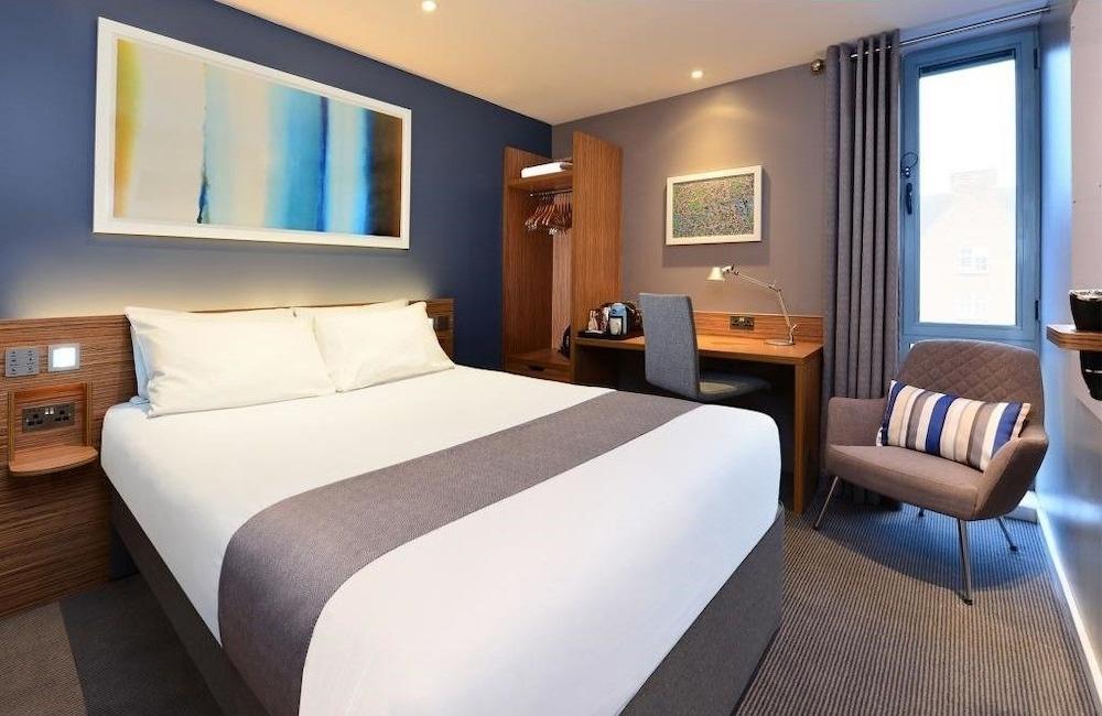 Travelodge London Central Waterloo 2