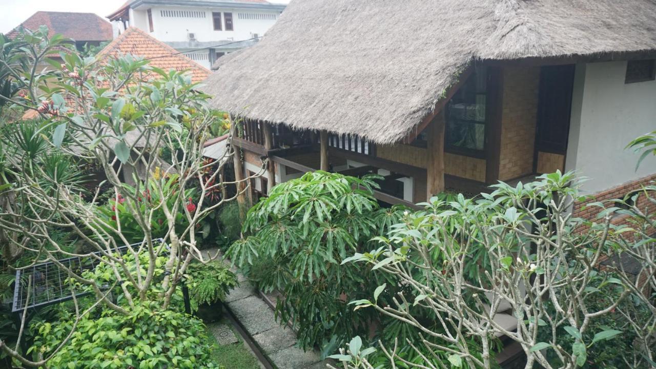 Puri Cantik Bungalow 1