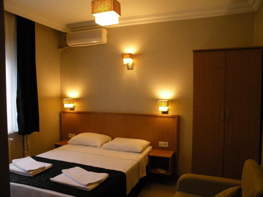 Agora Boutique Hotel & Bistro 1