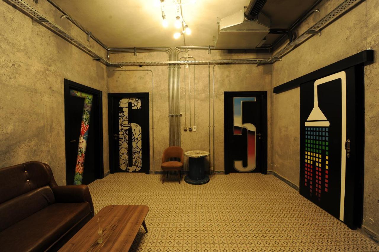 Role Street Hostel 1