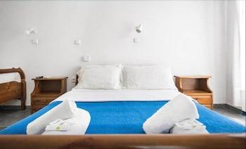 Santorini Breeze Studios 2