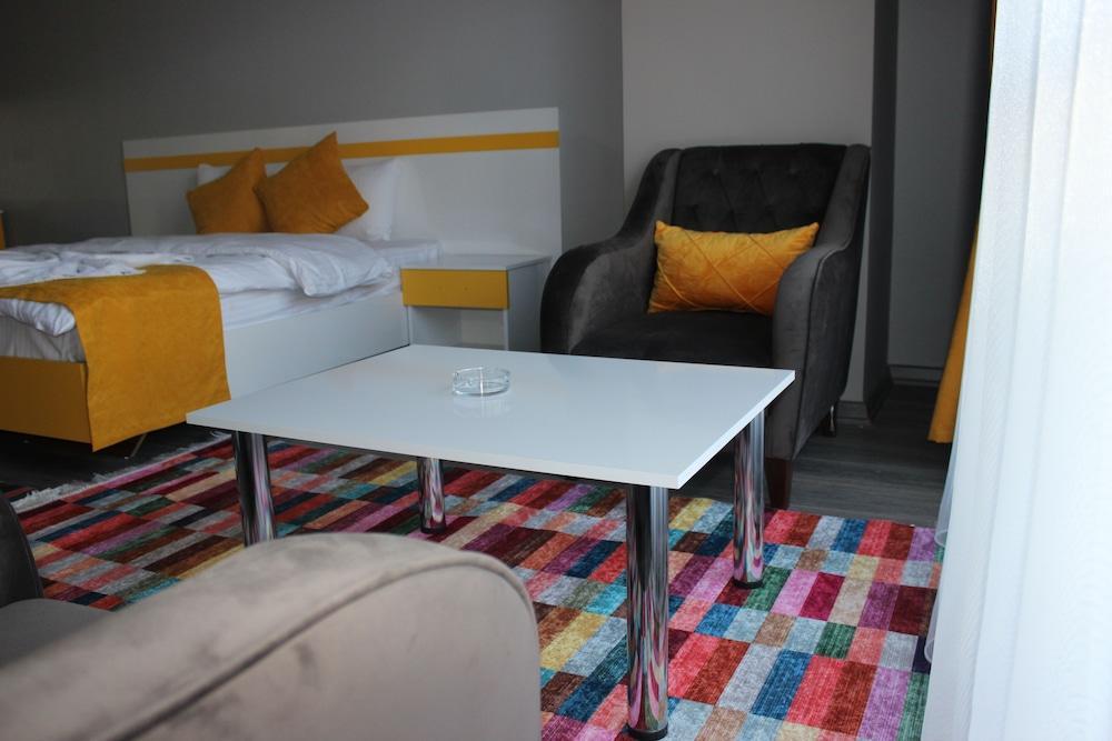 Tuyap Conference Daily Rental House 1