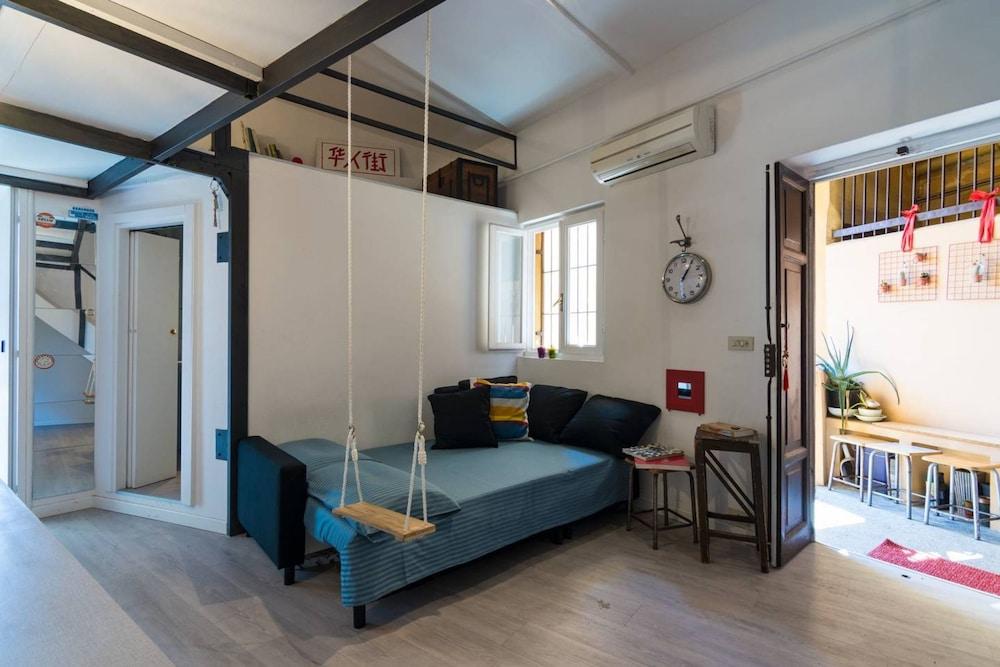 Sweet Home in Center 1