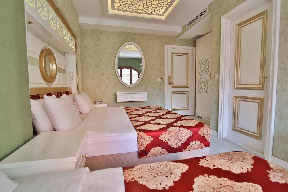 Queensland Hotel Istanbul 2