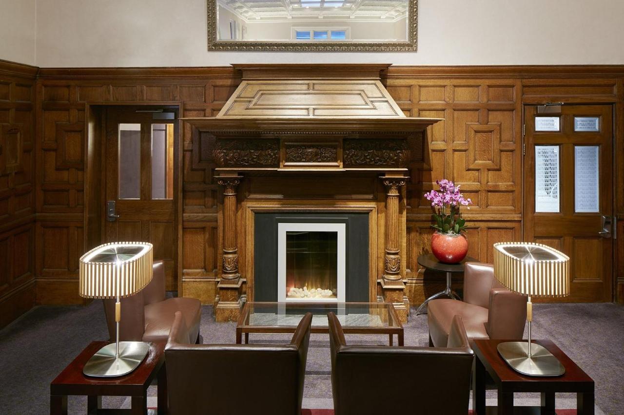 Club Quarters Hotel Trafalgar Square 2