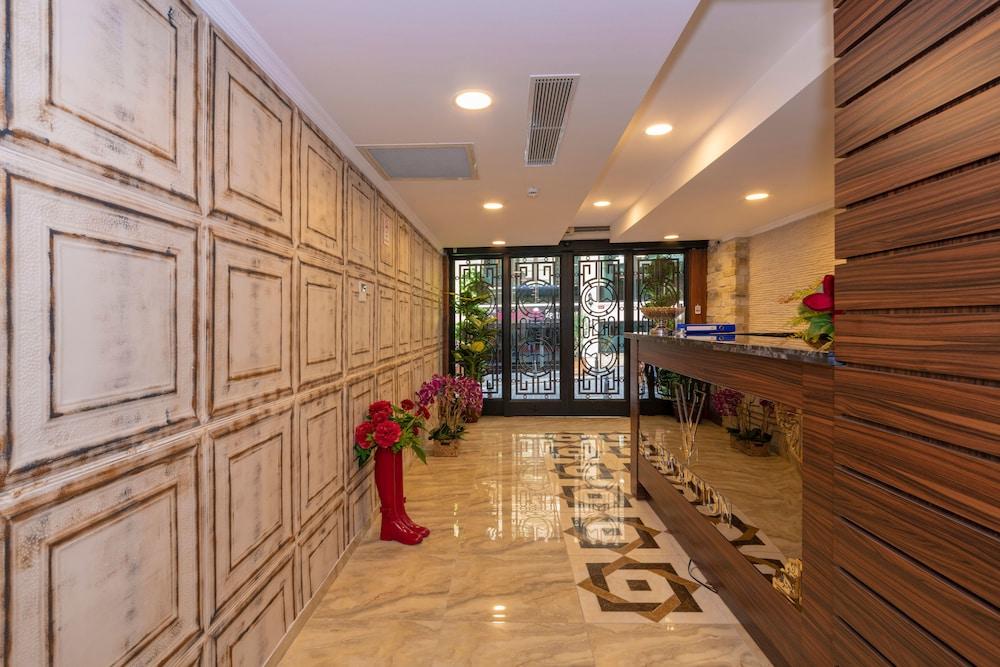 Vision Deluxe Hotel 2