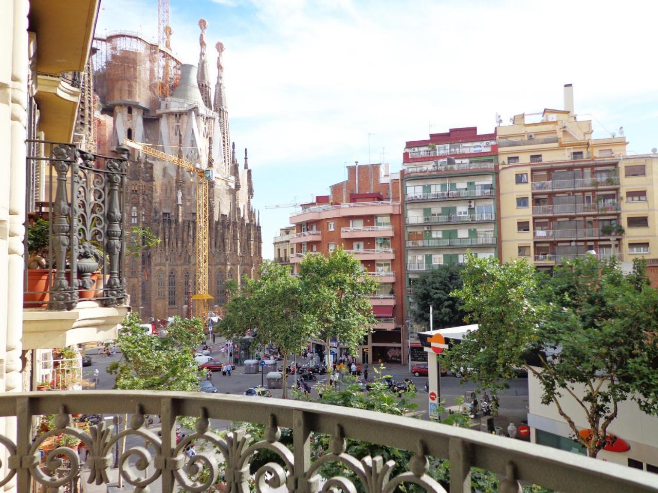 Gaudi Sagrada Familia 1