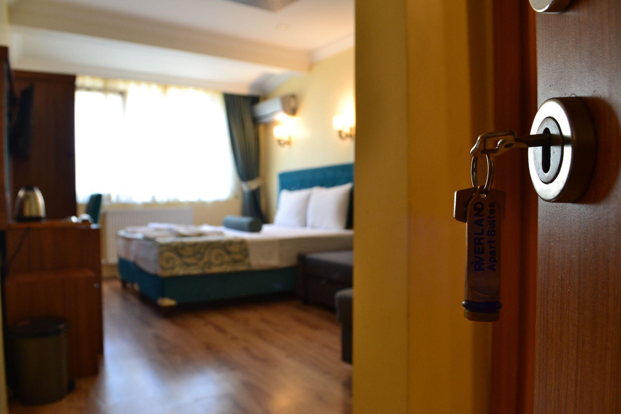 Riverland Suites & Apart Hotel 1