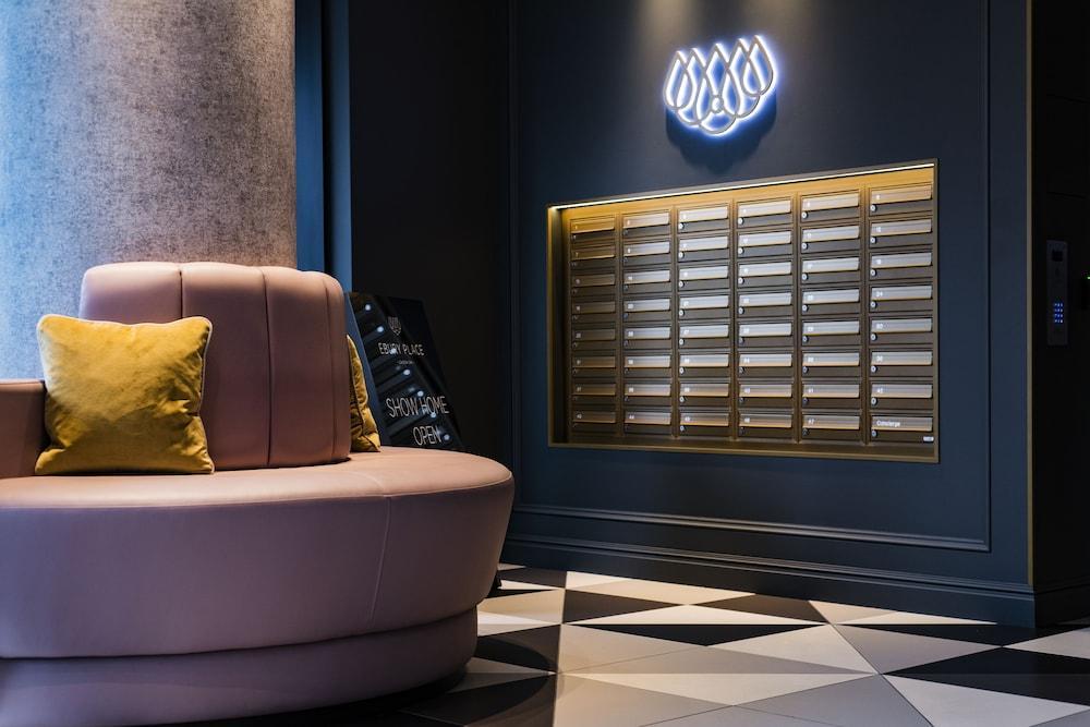 Deluxe Victoria Home Close To Buckingham Palace 2