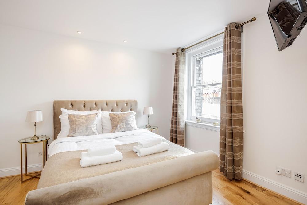 Great Mayfair Apartment - Sleeps 6 1