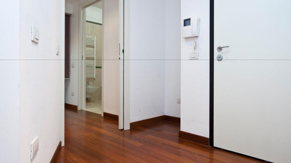 Italianway   - Naviglio Pavese 1