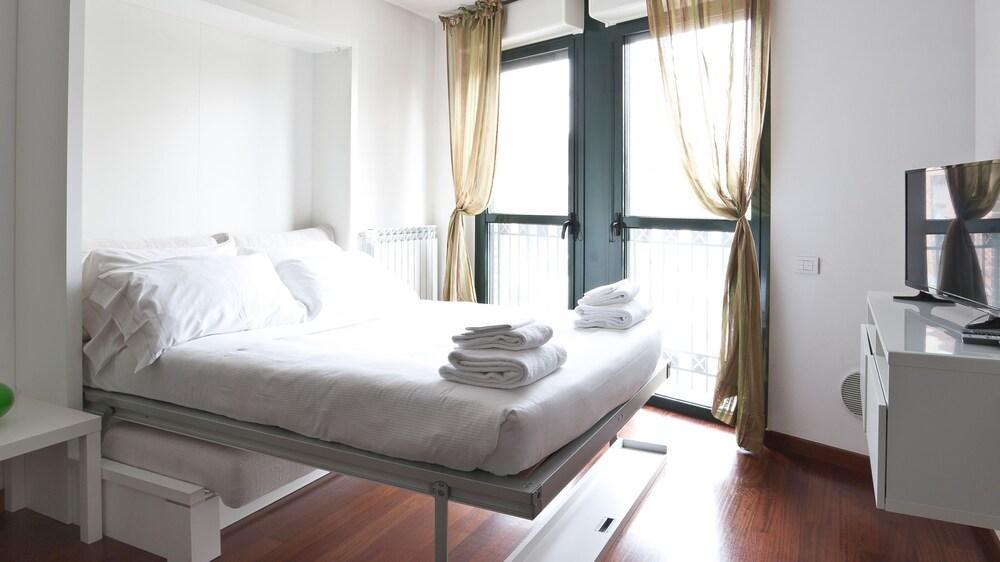 Italianway   - Naviglio Pavese 2