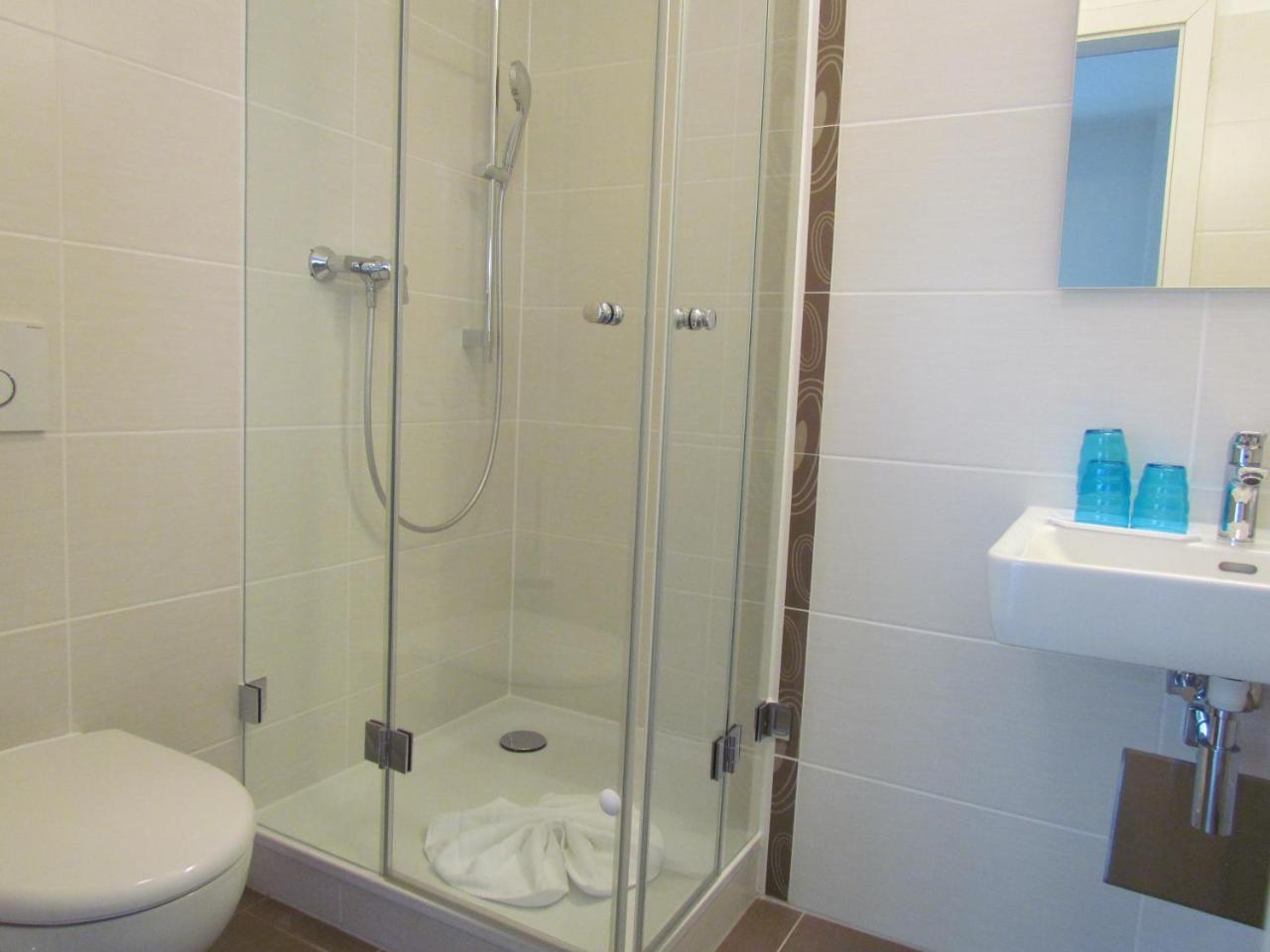 Amenity-Garden-Apartments 2