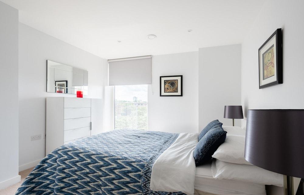 2 Bed 2 Bath Greenwich Apart. - London 1