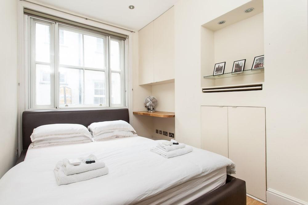 Oxford Street Soho Fitzrovia Basicstudio 1