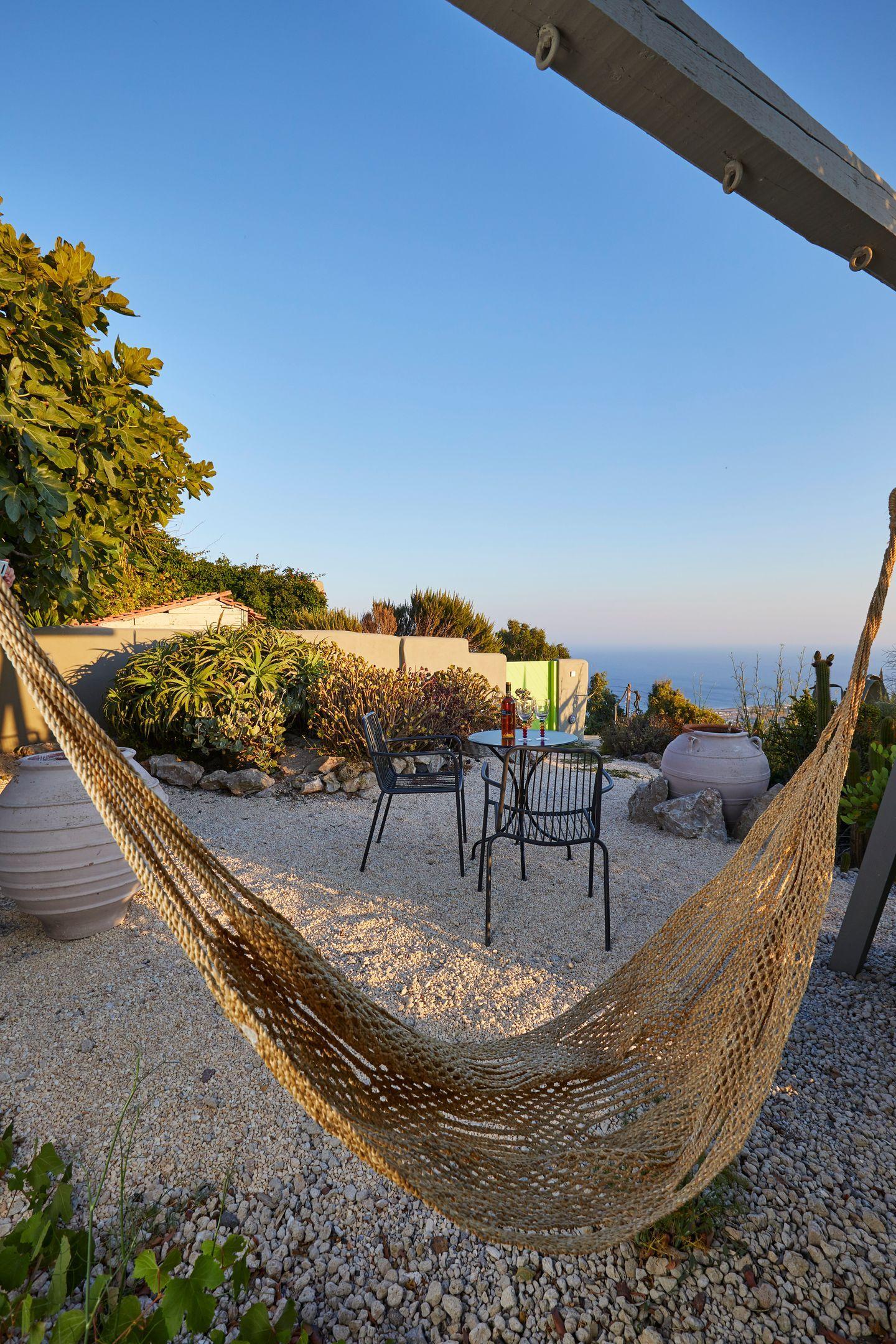 Garden Architect's Studio Santorini 1