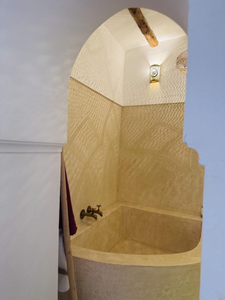 Sirocco D'amour Riad 1