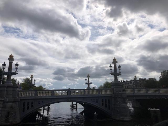 Amsterdam Boat & Breakfast 2