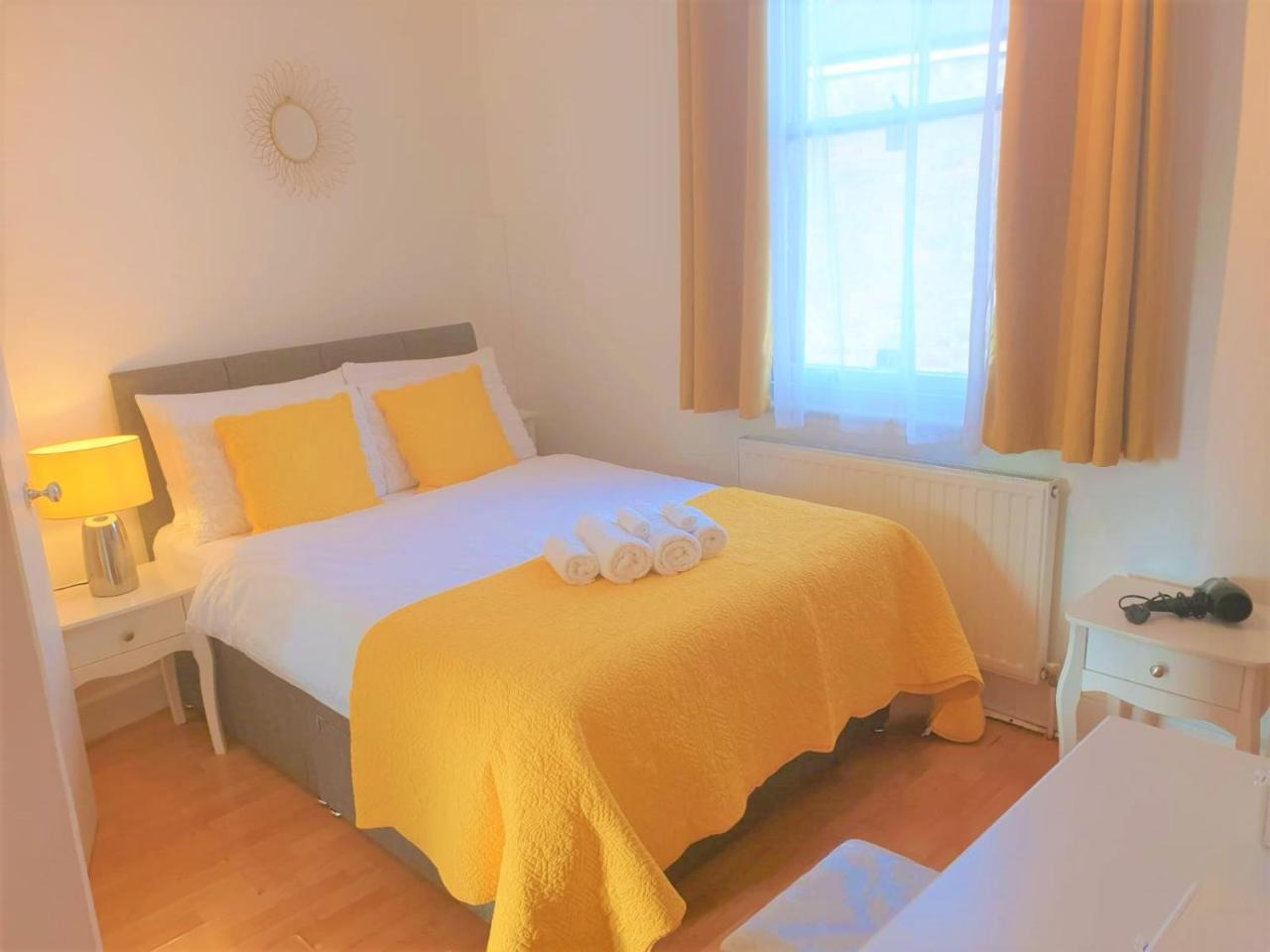 Julian Apartment Center of London 2