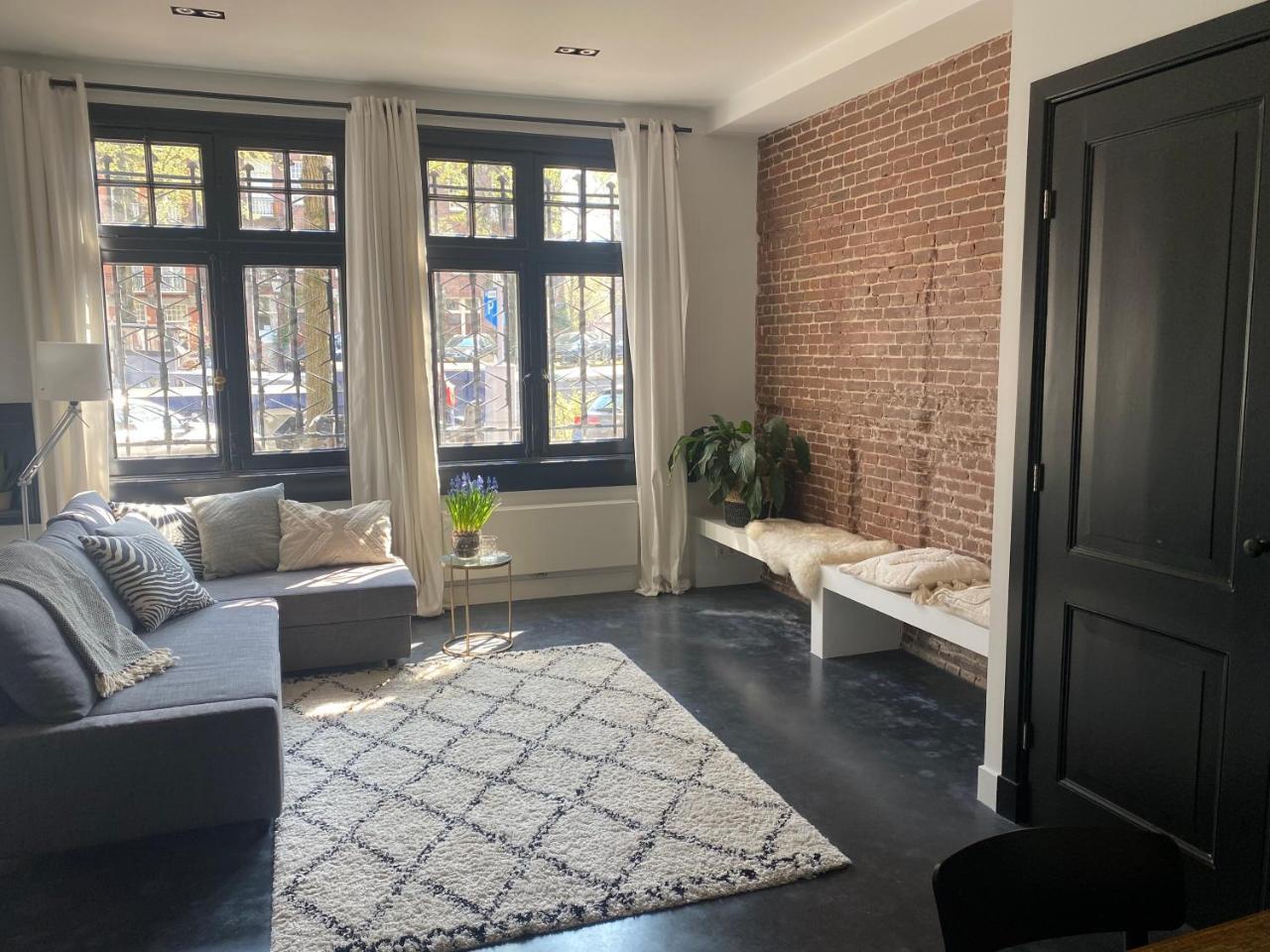 Amstel Boutique Studio 1