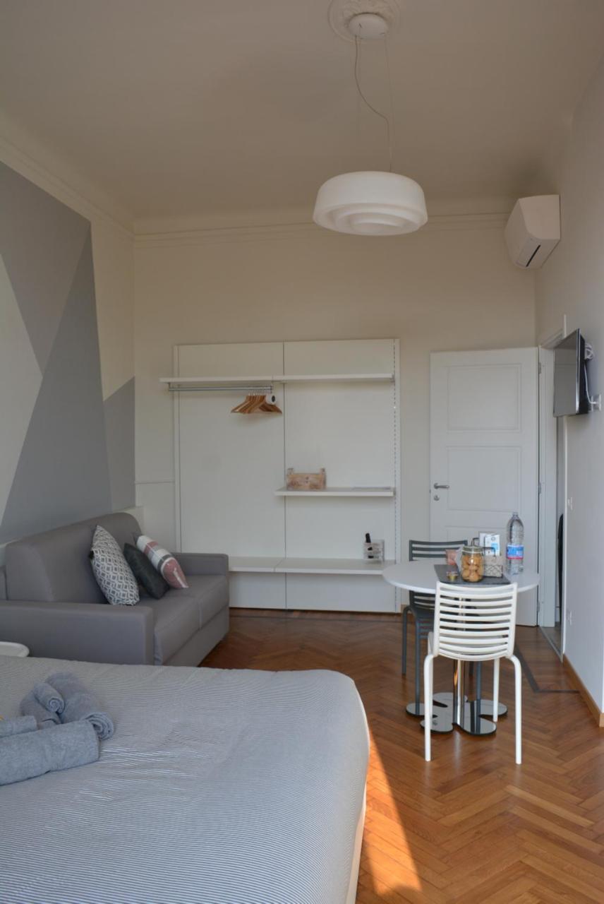 Aria di Casa - Navigli Darsena 1