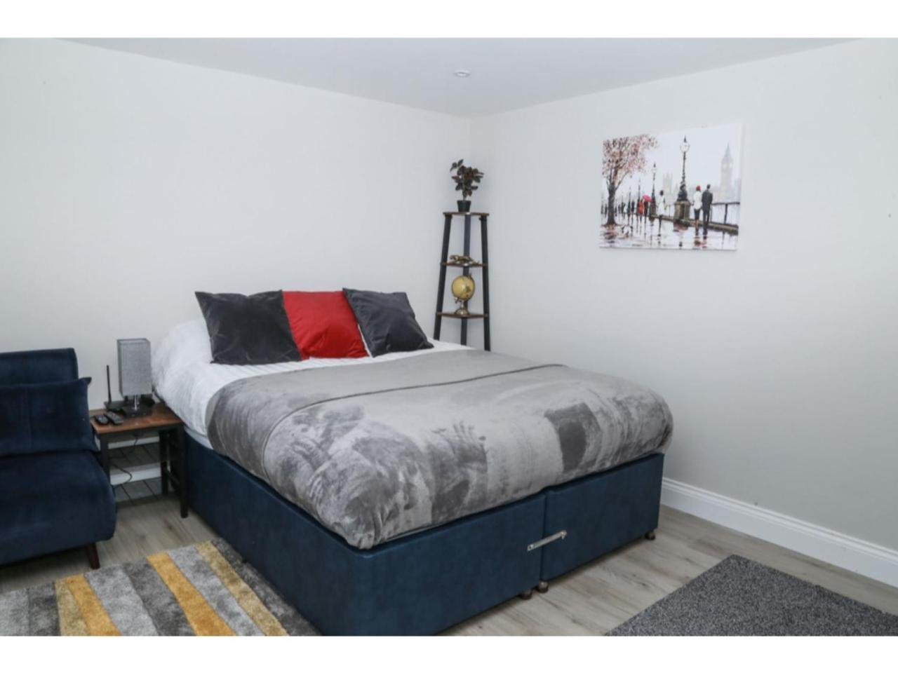 Stayzo - Crofton Park - Central London Refurbished Studio