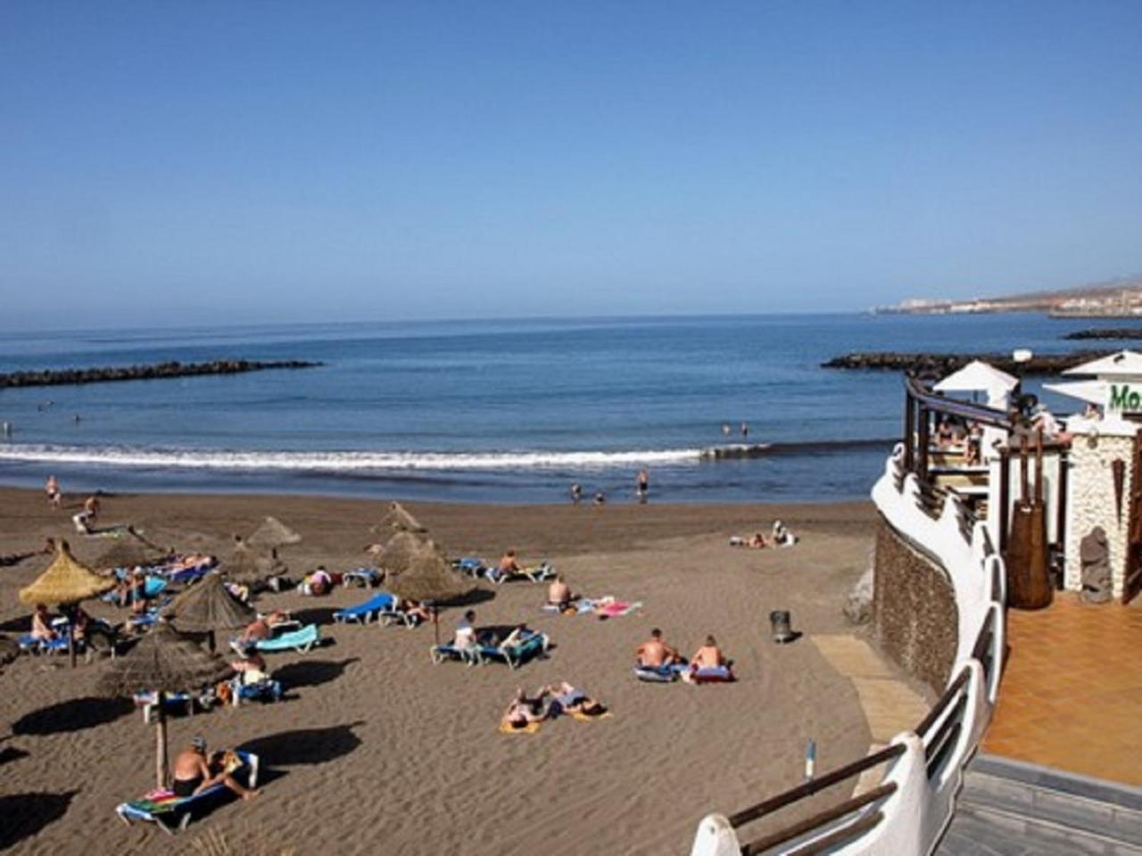 241 Quiet Bungalow with Terrace And Barbecue 1