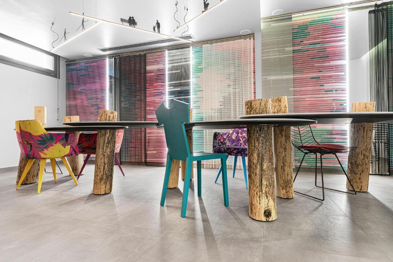 Marquise Suites - Adults Only 1