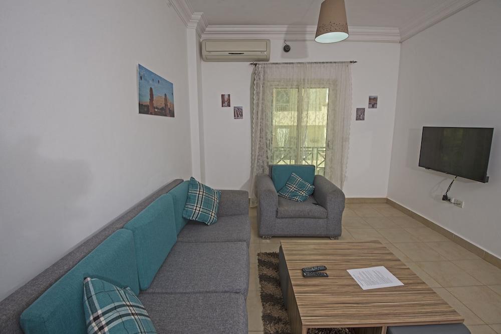 Lilly City Center Hostel 1